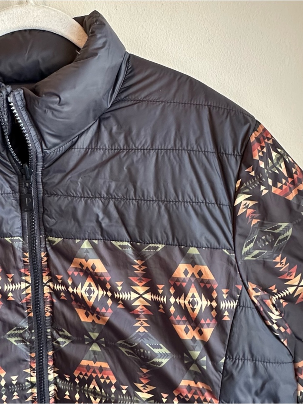 Pendleton Genesee Black Aztec Reversible Down Jacket - Picture 3 of 9